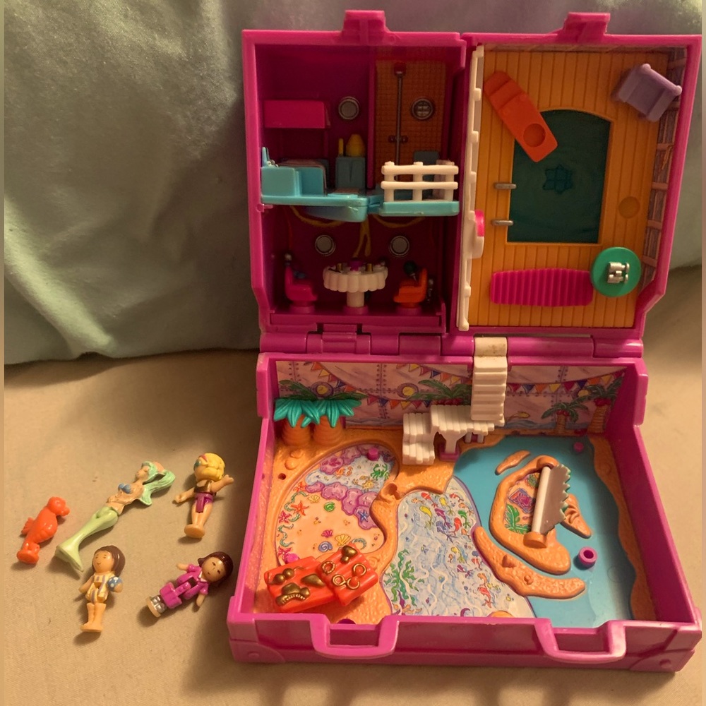 1996 vintage Polly pocket